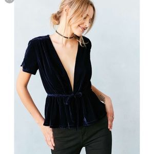 Kimchi Blue Deep V Velvet Peplum Top